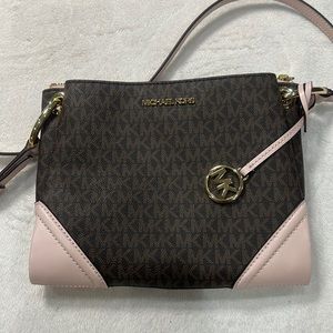 Michael Kors crossbody purse